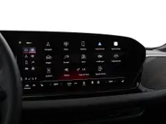 Audi A5 Avant 2.0 367pk S-tronic e-hybrid quattro S edition · 360 Camera · Wegklapbare Trekhaak · Bang & Olufsen Audio · Bijrijder Display · Zwart Optiek · 19'' Inch · Garantie t/m 26-07-2030 of 100.000
