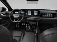 Audi A5 Avant 2.0 e-hybrid quattro S edition 299 PK · Tech plus · MMI bijrijdersdisplay · Trekhaak elek. wegklapbaar