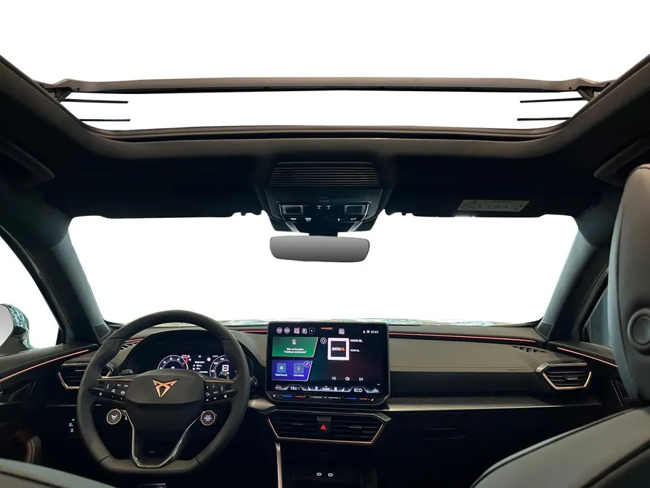 CUPRA Formentor 1.5 TSI e-Hybrid Business | Panoramadak | Stuur verwarming etc! | Trekhaak | Super compleet en helemaal nieuw!