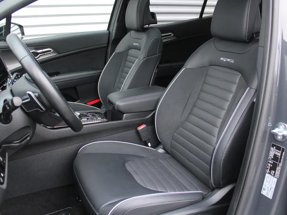 Kia Sportage 1.6 T-GDi Plug-in Hybrid AWD GT-PlusLine | Stoelverwarming + ventilatie | Schuifdak | Camera rondom | Elek. stoelverstelling + achterklep | 19' LM |