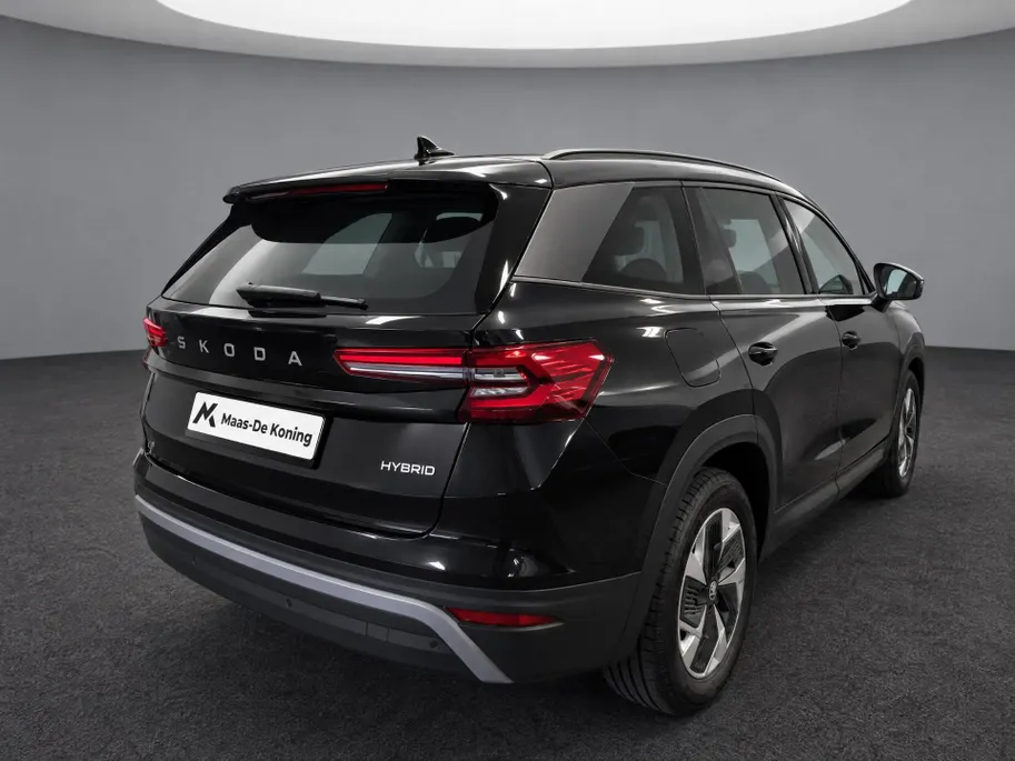 Škoda Kodiaq 1.5 TSI 150pk DSG MHEV Business Edition 7p. · 7 Persoons · Camera · Panoramadak · Wegklapbare Trekhaak · 19'' Inch · Garantie t/m 29-06-2030 of 100.000km