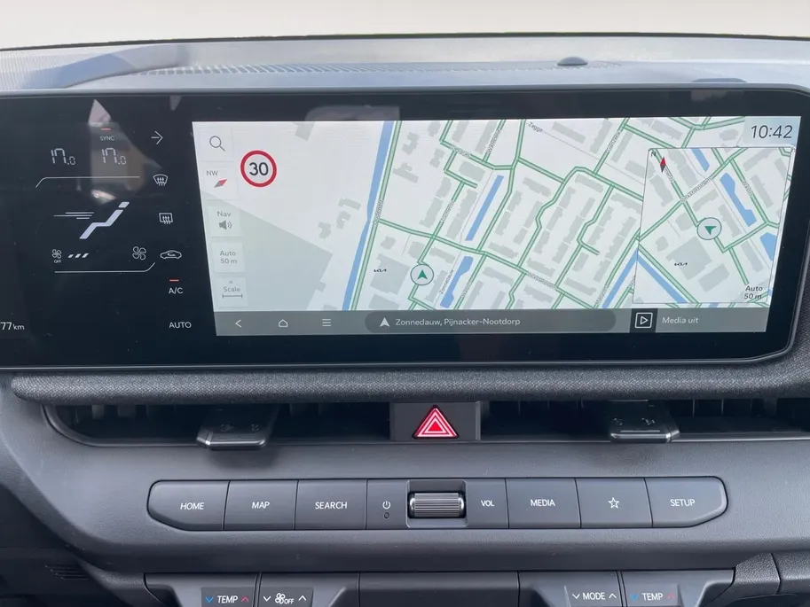 Kia Seltos X-Line Demo Edition 1.6 T-GDI | Climate control | Navigatie | Cruise control | 360Gr camera