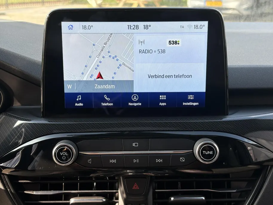 Ford Kuga 1.5 EcoBoost ST-Line X 150PK | PANORAMADAK | TREKHAAK 1800 kg | APPLE CAR PLAY - ANDROID AUTO | ADAPTIEVE CRUISE CONTROL