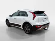 Kia Niro 1.6 GDi Hybrid DynamicLine | Zeer nette auto | 1e Eigenaar | Fabrieksgarantie | Trekhaak | Apple CarPlay & Android Auto | Navigatie |