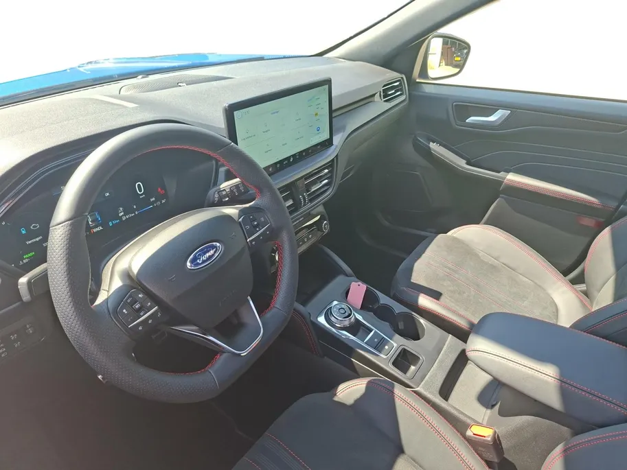 Ford Kuga 2.5 PHEV ST-Line X | Winterpack | Wegklapbare trekhaak | Kantel / schuifdak | 2100kg trekgewicht | Direct leverbaar!