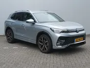 Volkswagen Tiguan 1.5 eTSI 150pk DSG-7 R-Line Business + Elekt. Trekhaak Wegklapbaar / Origineel Nederlands /