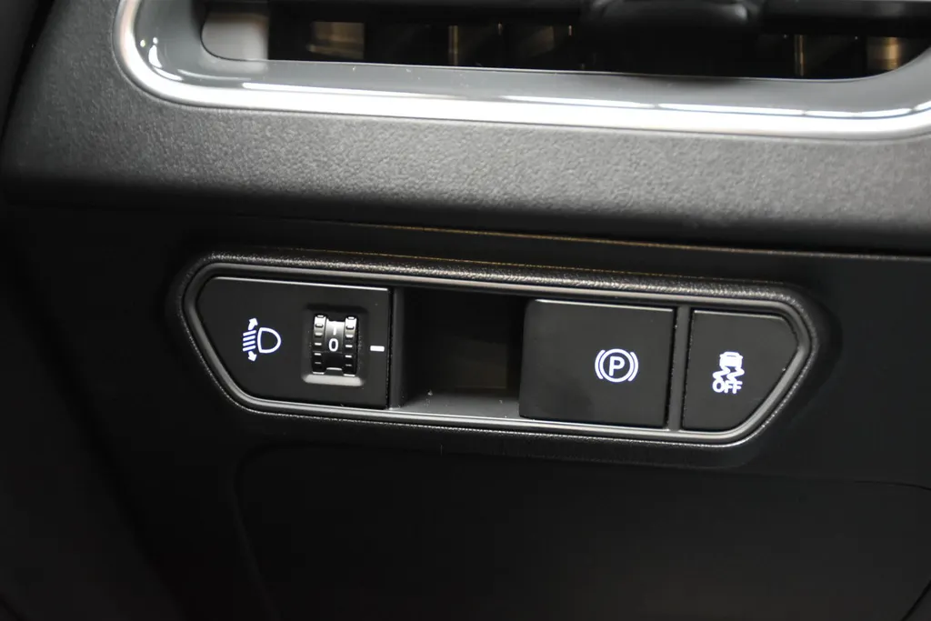 Kia K4 Sportswagon GT-Line Launch Edition pano 1.0 T-GDi MHEV DCT7 (115pk) (A)
