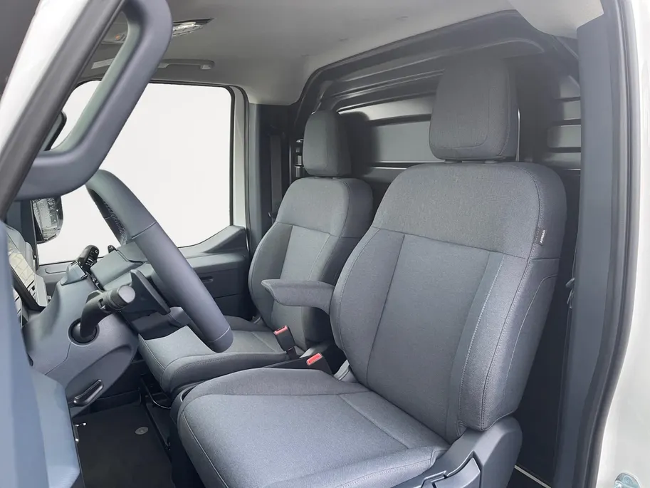 Kia PV5 Cargo Plus 71.2 kWh | Nieuw te bestellen! | 416 Km bereik |  Laadcapaciteit 4.4 m³ | Verwarmd Stuur | Accessoirecheque t.w.v. €2500!