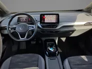 Volkswagen ID.4 Pure 52 kWh 125kW/170PK · Panoramadak · Apple/Android Car Play · Navigatie · Stoelverwarming · Camera ·