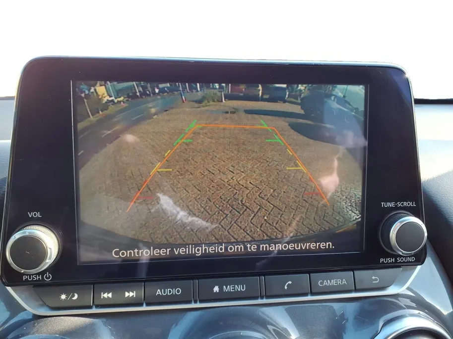 Nissan Juke 1.0 DIG-T N-Connecta Apple Carplay/Android Auto , climate , cruise , camera , zwarte velgen , parkeersensor , tel , usb .