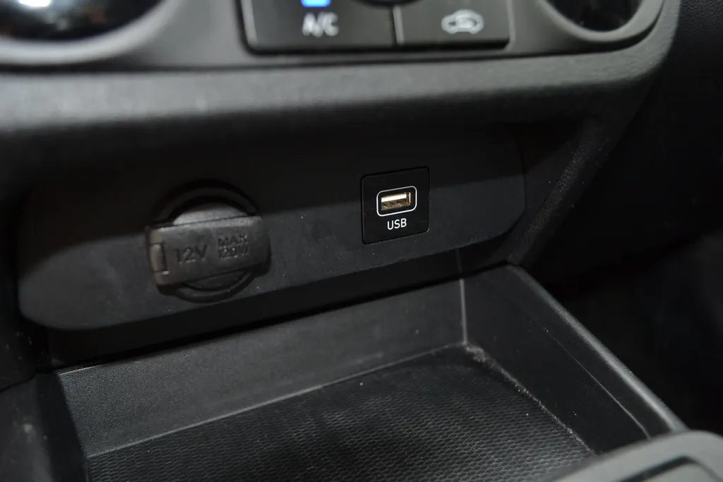 Hyundai i10 1.0I COMFORT|CARPLAY|CRUISE|NL AUTO