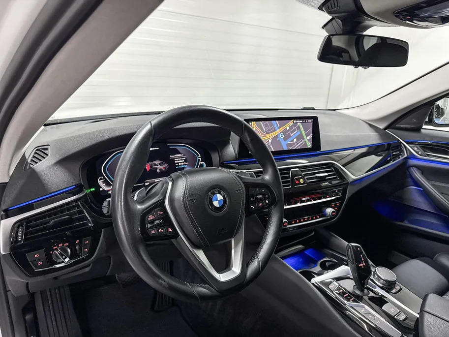 BMW 5 Serie Sedan 530e iPerformance High Executive