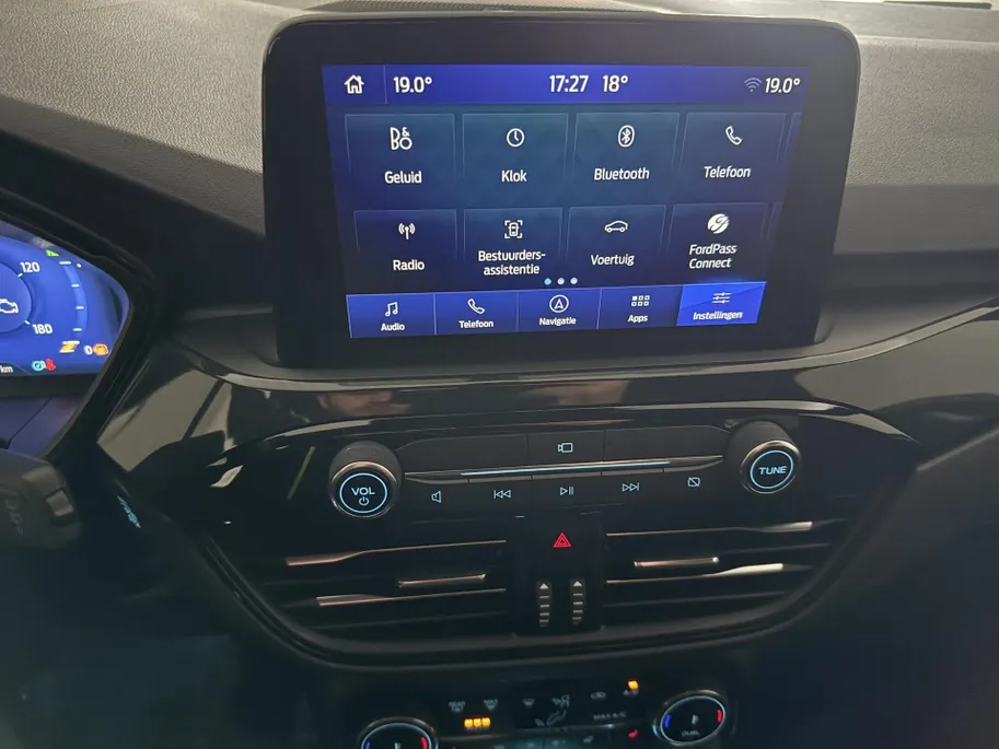 Ford Kuga 2.5 PHEV ST-Line X 225pk | Trekhaak | BLIS | B&O | Winterpack | 19'' lichtmetalen velgen