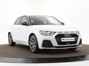 Audi A1 Sportback 25 TFSI 95pk S-Tronic Advanced Edition · Apple/Android Car Play · 17'Velgen · Clima · Cruise Control · Stoelverwarming · Garantie t/m 27-07-2027 of 100.000km