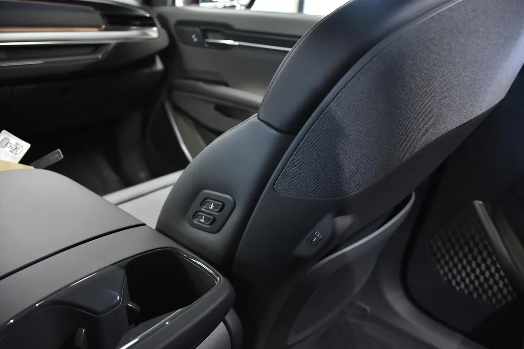 Kia EV9 99,8kWh 204pk RWD Air NIEUW - SNEL LEVERBAAR