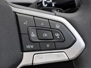 Volkswagen Tiguan 1.5 eTSI 130pk DSG Life Edition · 360 Camera · Inklap. Trekhaak · Stuur- & Stoelverwarming · Dodehoeksensoren · Apple/Android Car Play · Garantie t/m 17-11-2027