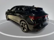 CUPRA Leon 1.5 TSI e-Hybrid Business 204 PK l Intelligent Drive l Panoramadak l Dynamic Design l Sennheiser