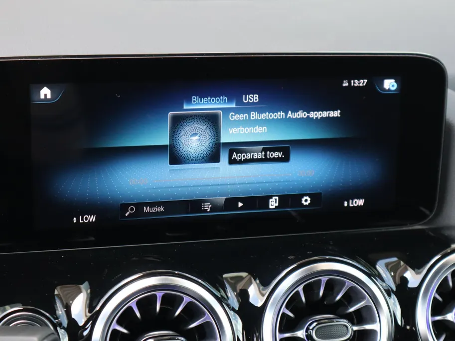 Mercedes-Benz GLA 250 e AMG Line l Keyless l Stoelverwarming l Achteruitrij camera