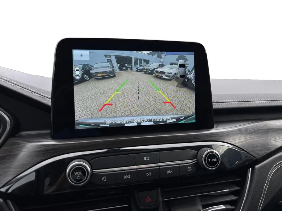 Ford Kuga 2.5 PHEV Vignale | Elektr. Panoramadak | Elektr. Trekhaak | Winterpack | Adapt. Cruise Control | HUD | 20' inch velgen |