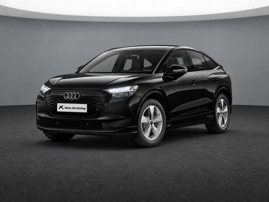 Audi Q4 Sportback e-tron Advanced edition 204 PK · Hemelbekleding zwarte stof · Lendensteunen · Trekhaak elek. wegklapbaar
