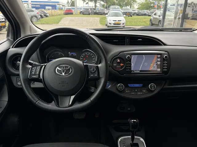 Toyota Yaris 1.5 Hyb. Design Sport
