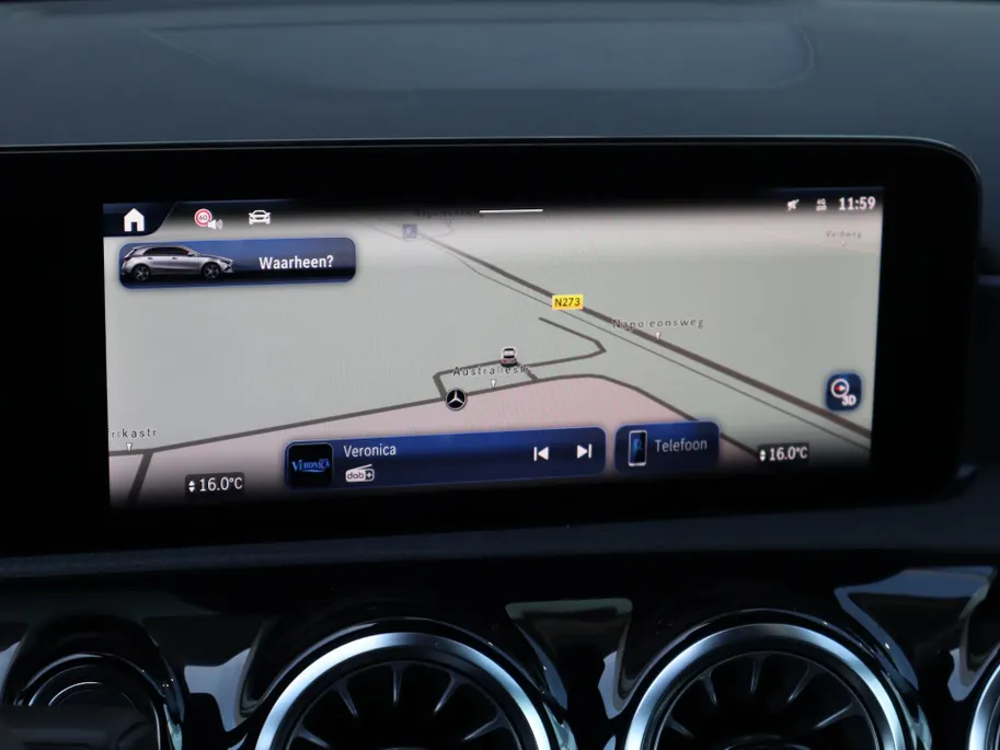 Mercedes-Benz A-Klasse 250 e Business Solution AMG