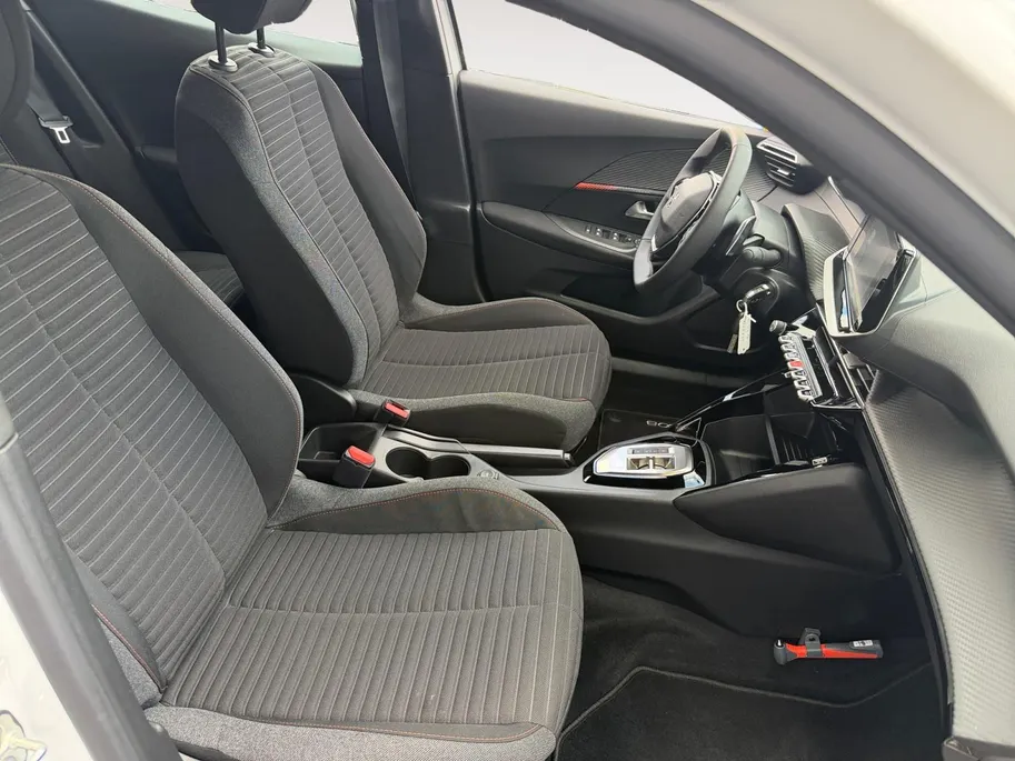 Peugeot 2008 1.2 PureTech Active Pack | 360 Camera | Apple Carplay | Android Auto | Navigatie |
