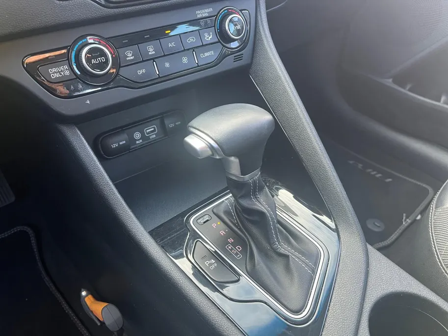 Kia Niro 1.6 GDi Hybrid DynamicLine Automaat | Lane Assist |