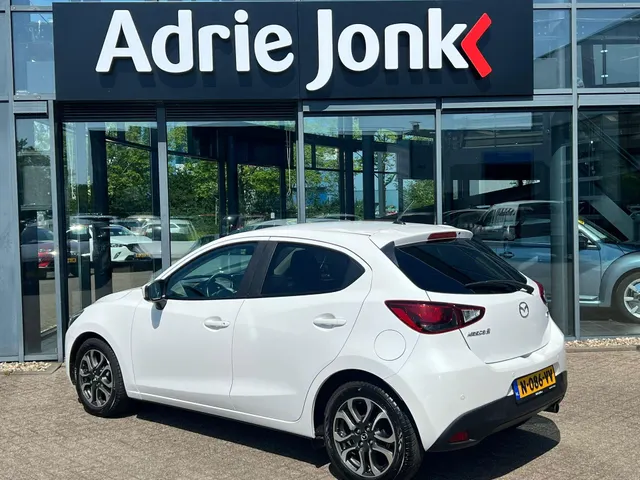 Mazda 2 1.5 Skyactiv-G GT-M NAVIGATIE | PARKEER SENSOREN | CLIMATE CONTROLE | STOELVERWARMING |