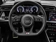 Audi A3 Sportback 45 TFSIe 272pk S-tronic S edition Competition · Camera · Sonos Audio · Elektrische stoelverstelling · Keyless  · Stoelverwarming · Afneembare Trekhaak · Fabrieksgarantie tot 03-04-2030 of 100.000km