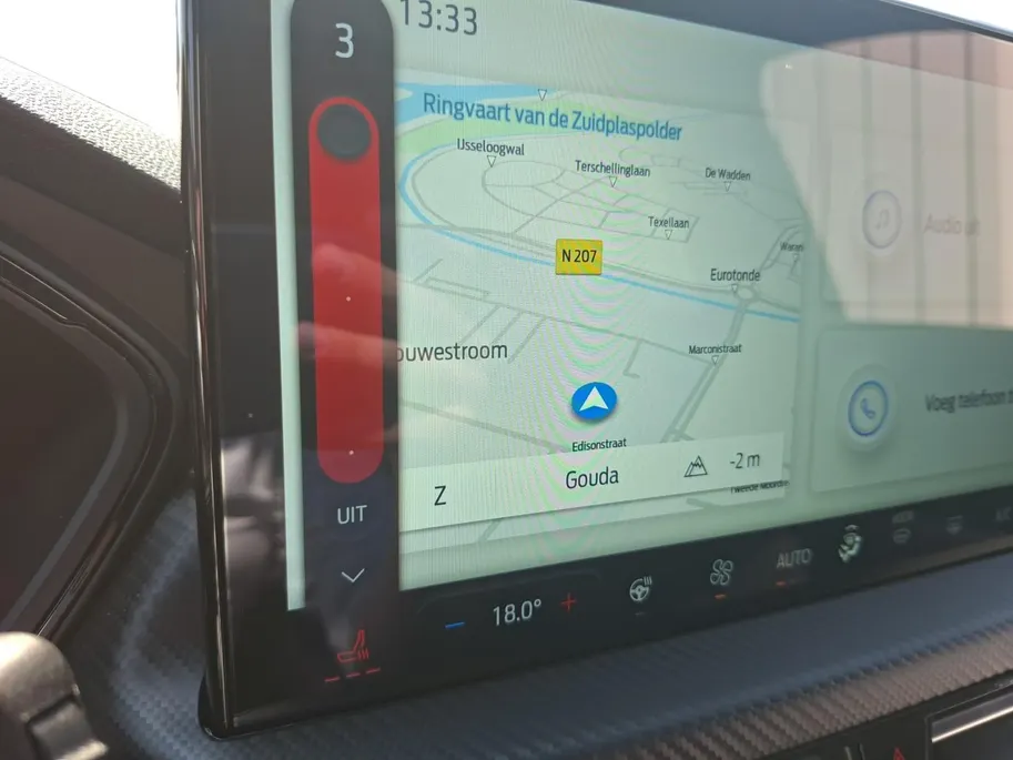 Ford Kuga 2.5 PHEV ST-Line X | Winterpack | Wegklapbare trekhaak | Kantel / schuifdak | 2100kg trekgewicht | Direct leverbaar!