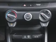Kia Rio 1.0 TGDI ComfortPlusLine Navigator | Trekhaak | Camera | Navi | Airco | Cruise | Apple Carplay/Android Auto | Dealeronderhouden |