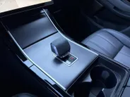 Land Rover Range Rover Evoque 1.5 P270e PHEV AWD SE Dynamic Edition | Black Pack | Keramische coating | Panoramadak | Meridian audio-installatie | Elektrisch verstelbare stoelen incl. geheugenfunctie | 3D camera | Apple/Android Carplay | Elektrisch verstelbare achterklep | Stoelverwar