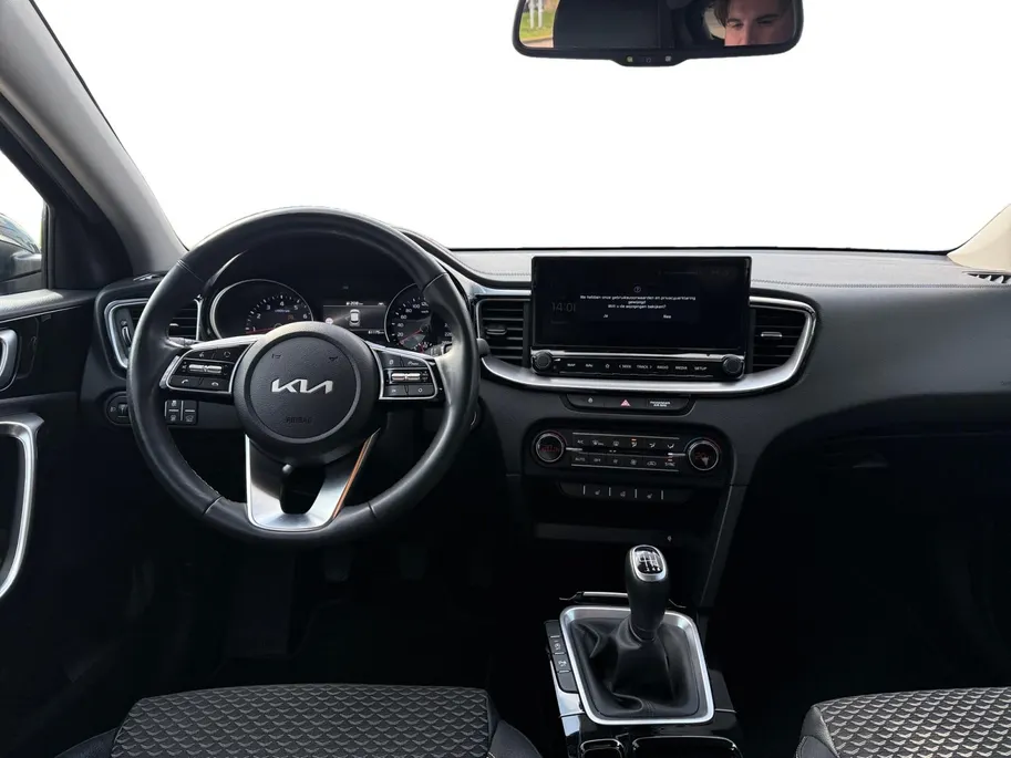 Kia XCeed 1.5 T-GDI MHEV DynamicPlusLine 160 PK | STOEL & STUURVERWARMING | 18 INCH LICHTMETAAL | CLIMATE CONTROL | RESTERENDE FABRIEKSGARANTIE TM 2032