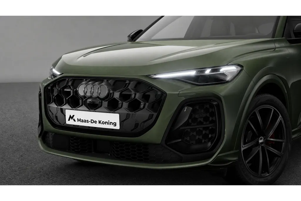 Audi Q5 2.0 TFSI e-hybrid quattro S edition Competition 367 PK · Trekhaak elek. wegklapbaar · Winterpakket · Camera met dashcam