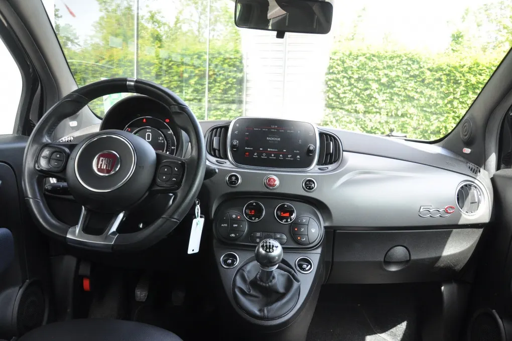 Fiat 500C 1.0 Hybr. Rockstar Clima All Seasons