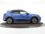 Volkswagen T-Roc Life First Edition 1.5 eTSI 116 PK 7 versn. DSG · Comfort Pakket · Trekhaak · Voorraad OUTLET · Prijs is inclusief inruilpremie ·