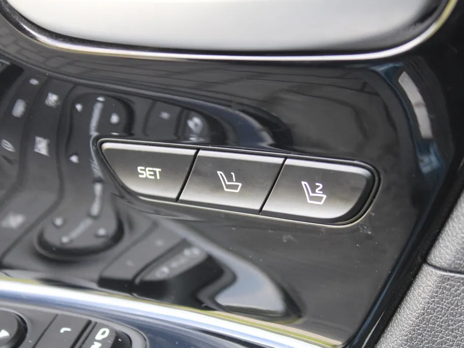 Kia Niro 1.6 GDi Hybrid ExecutiveLine | Trekhaak | Stuur-/stoelverwarming + ventilatie | Camera | Cruise adapt. | 18' LM | Leer | JBL audio |