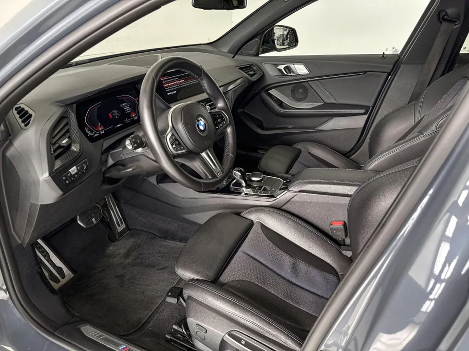 BMW 1 Serie 118i Introduction Edition