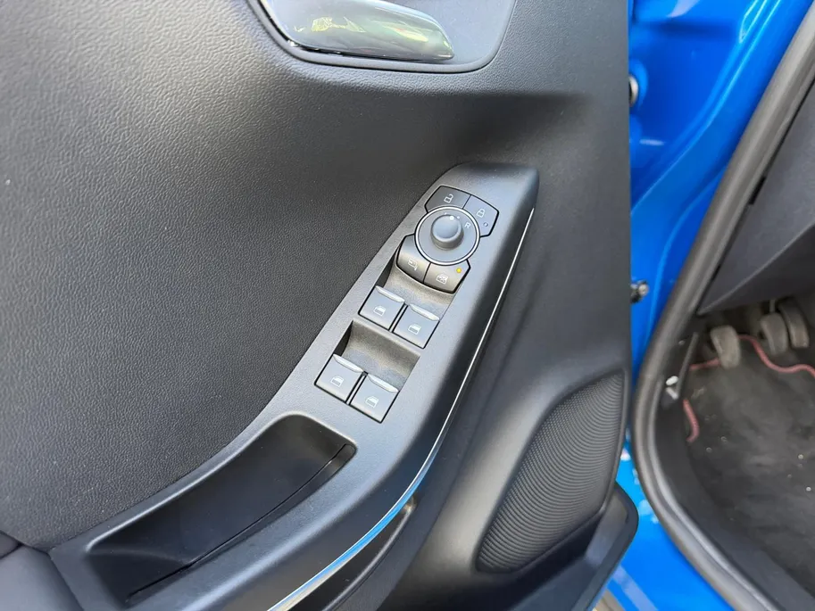 Ford Puma 1.0 EcoBoost Hybrid ST-Line X | Stoel/Stuur/Voorruitverwarming | Navigatie | Parkeer Camera | Elek. Achterklep | Half Leder | Cruise Control | Apple/Android Carplay |