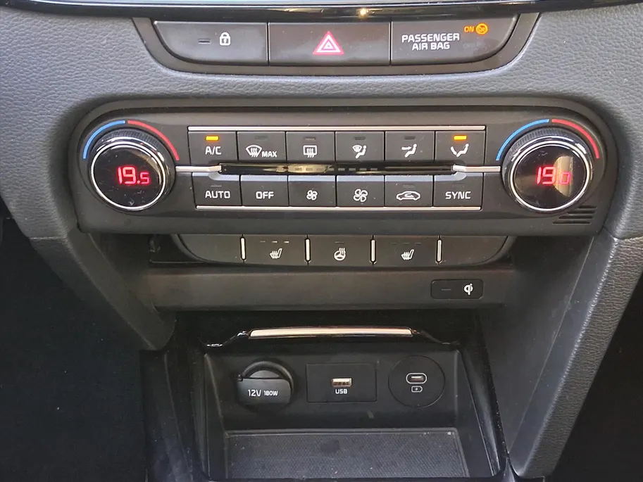 Kia Ceed Sportswagon Sw 1.0 T-GDi 100pk Design Edition |Navi |Camera