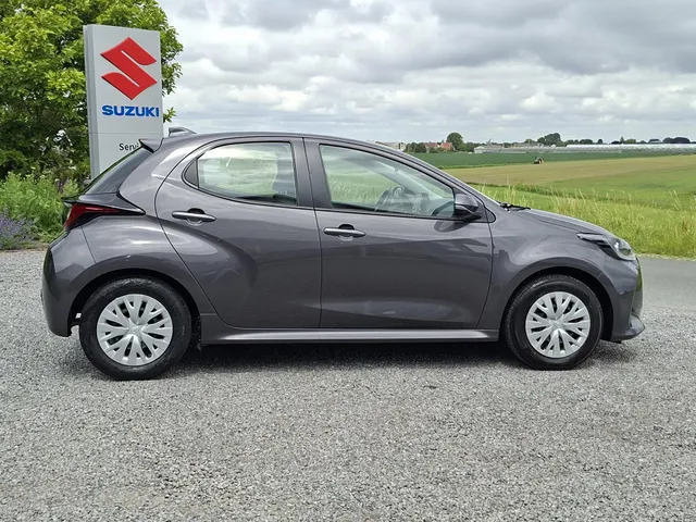 Toyota Yaris 1.0 VVT-i Active NAVI | CRUISE | CAMERA | NL-auto | rijklaarprijs !!