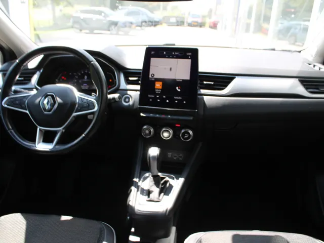 Renault Captur 1.3 TCe 130 AUT Intens | Climat Control | Trekhaak | Camera | Cruise