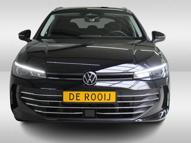 Volkswagen Passat Variant 1.5 eHybrid Business Trekhaak | Navigatie | Stoelverwarming | Head-Up Display |