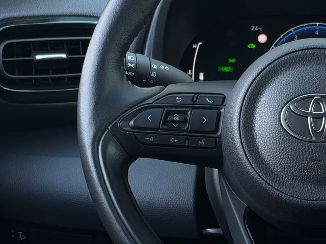 Toyota Yaris 1.5 Hybrid 115 Dynamic Limited | Stuur en Stoelverwarming