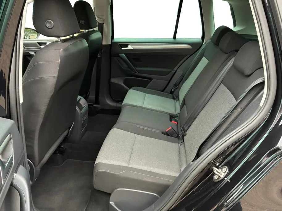 Volkswagen Golf Sportsvan 1.4 TSI Highline | Adaptive Cruise Control | Navigatie | Climate Control
