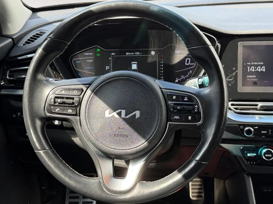 Kia Niro 1.6 GDi Hybrid DynamicPlusLine | Zeer nette auto| Trekhaak | Dealer onderhouden | Lederen bekleding | Navigatie | Apple CarPlay & Android Auto |