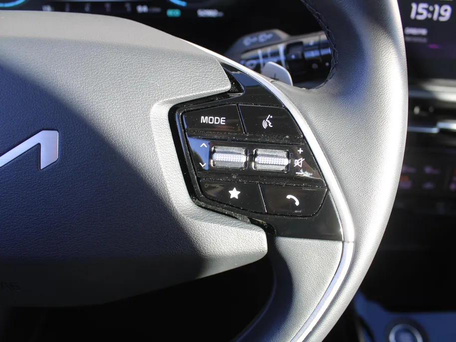 Kia Niro 1.6 GDi Hybrid DynamicLine | Camera | Cruise adapt. | Clima | 16' LM | Navi | Keyless | Apple Carplay/Android Auto |