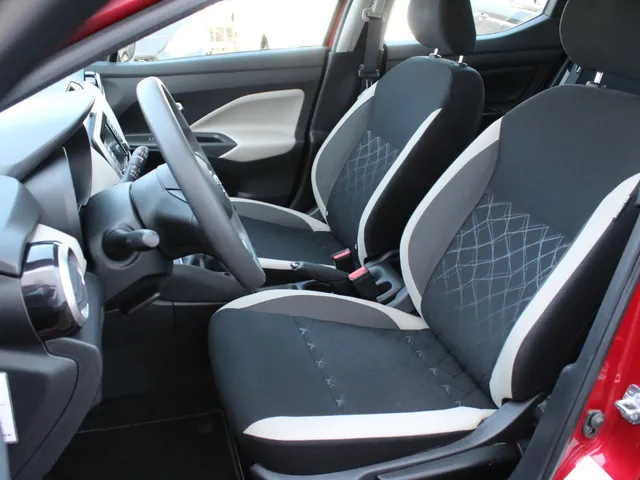 Nissan Micra 1.0L Acenta | Airco | Cruise | Lm-Velgen | Trekhaak