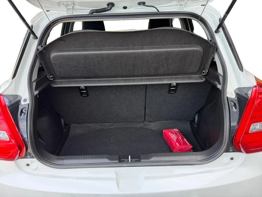 Suzuki Swift 1.2 Select Smart Hybrid | Stoelverwarming | Adaptieve Cruise Control | Camara |